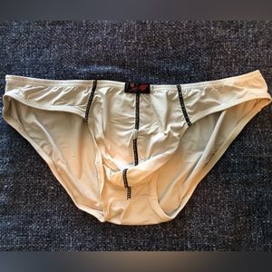 New Nude Men’s Bikini Briefs by Lonjo